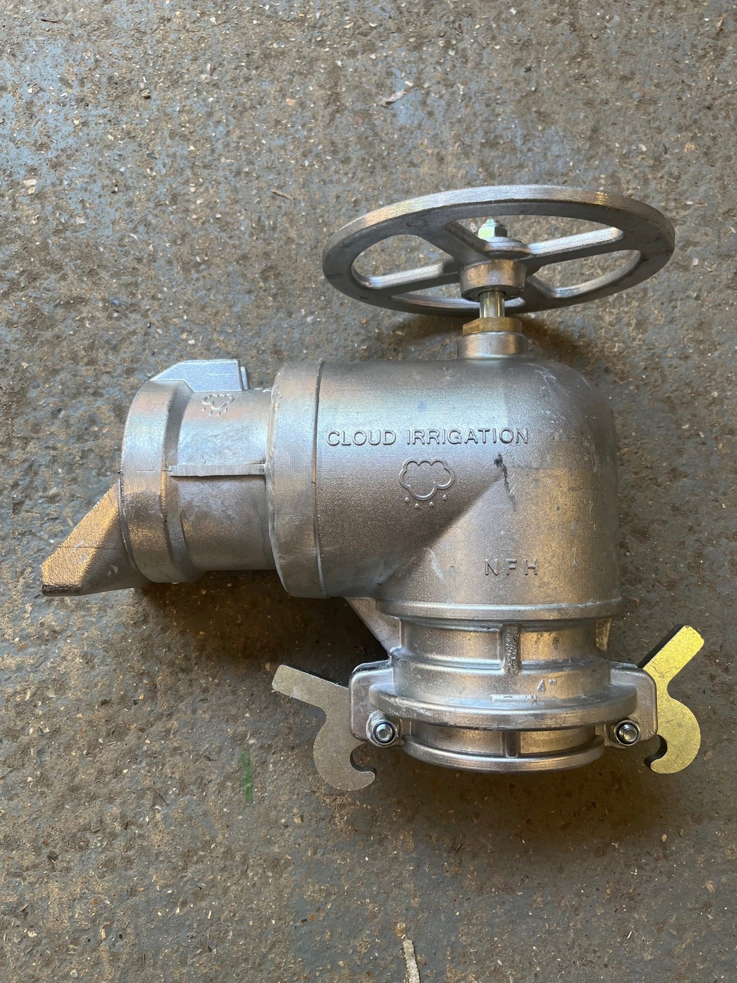 Overground aluminium fittings